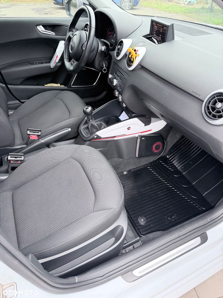 Audi A1 Sportback 1.2 TFSI Edycja Specjalna - 8