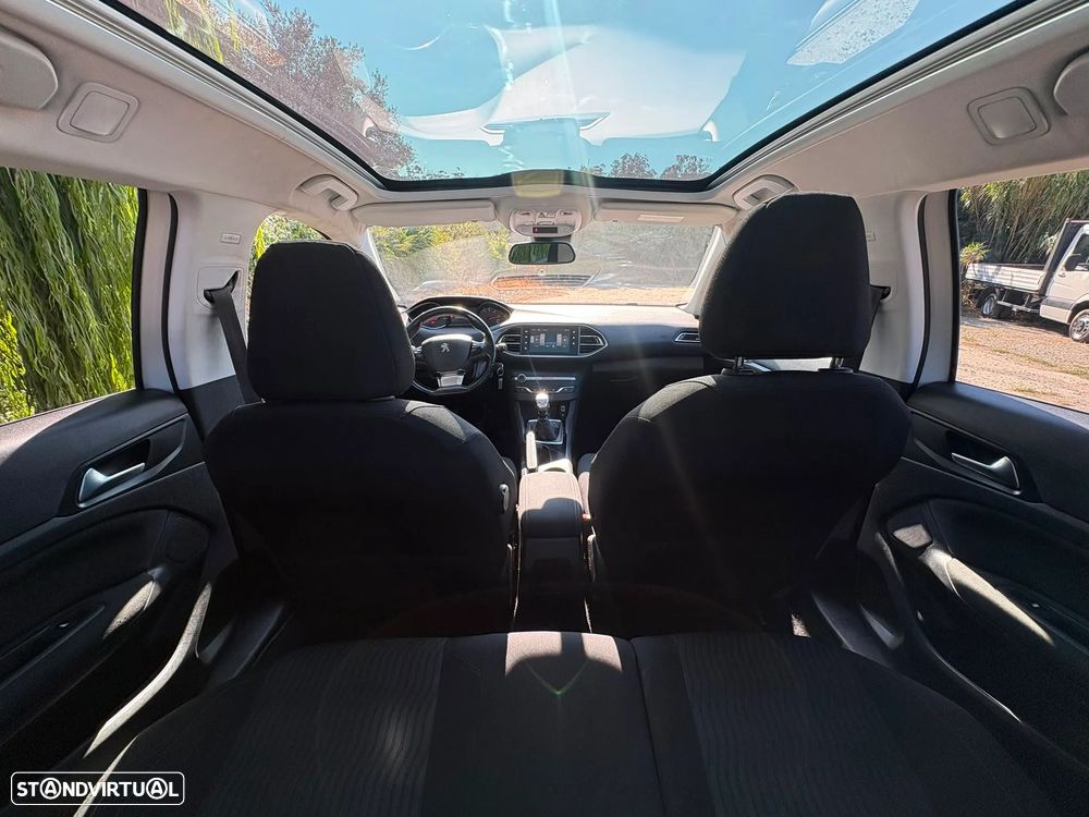 Peugeot 308 SW 1.6 BlueHDi Allure - 32