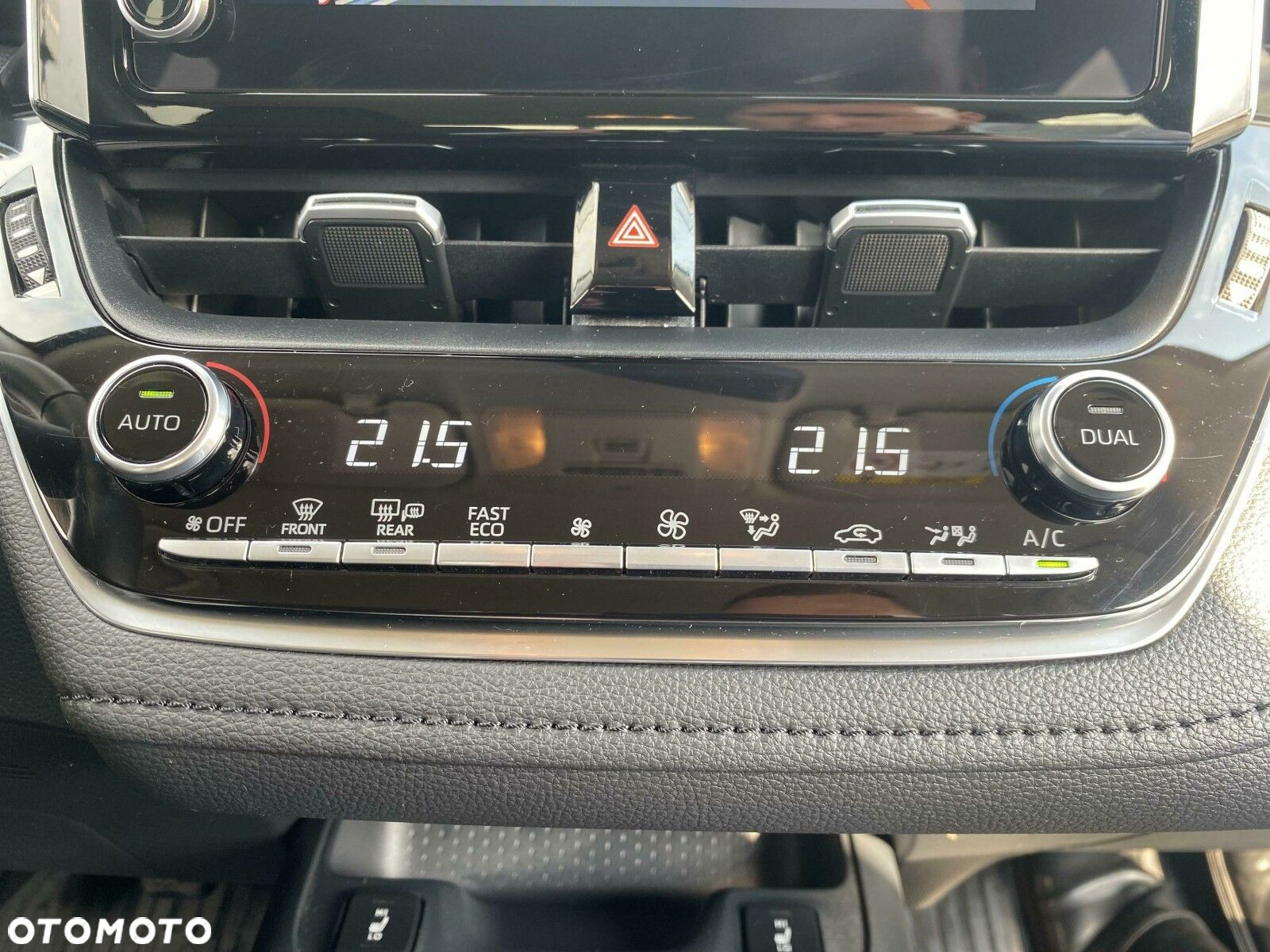 Toyota Corolla - 17