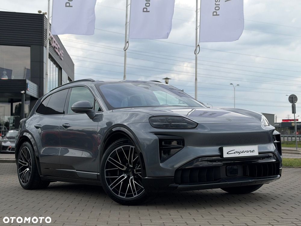 Porsche Cayenne - 4