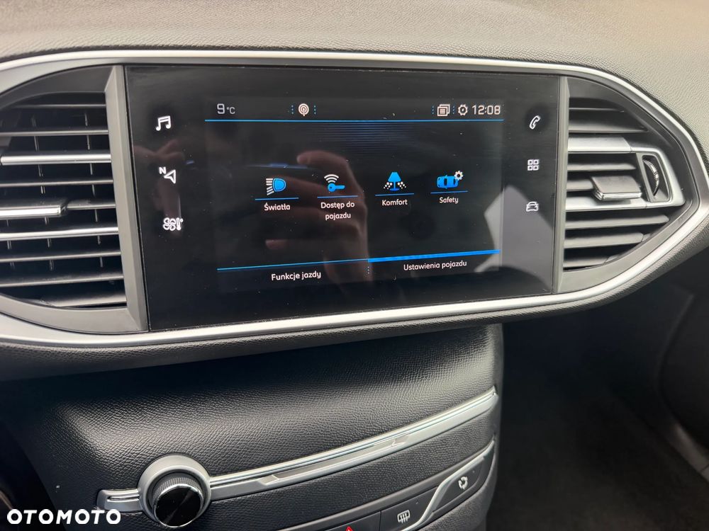 Peugeot 308 - 13
