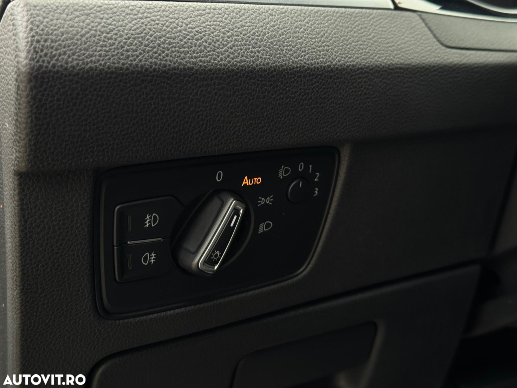 Volkswagen Passat - 17