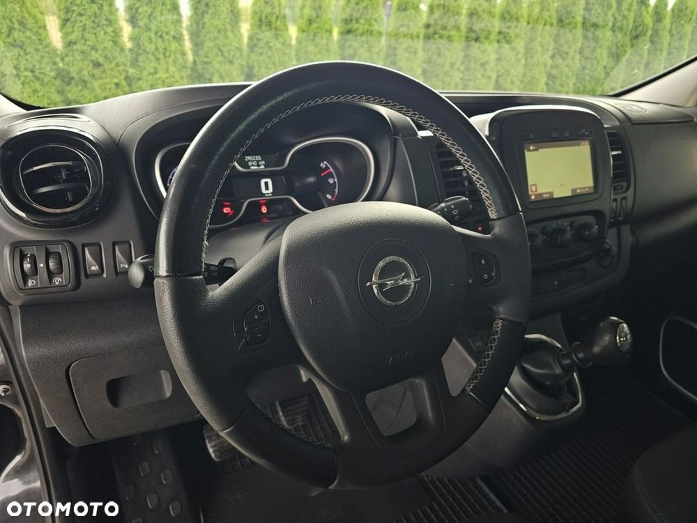 Opel Vivaro - 13