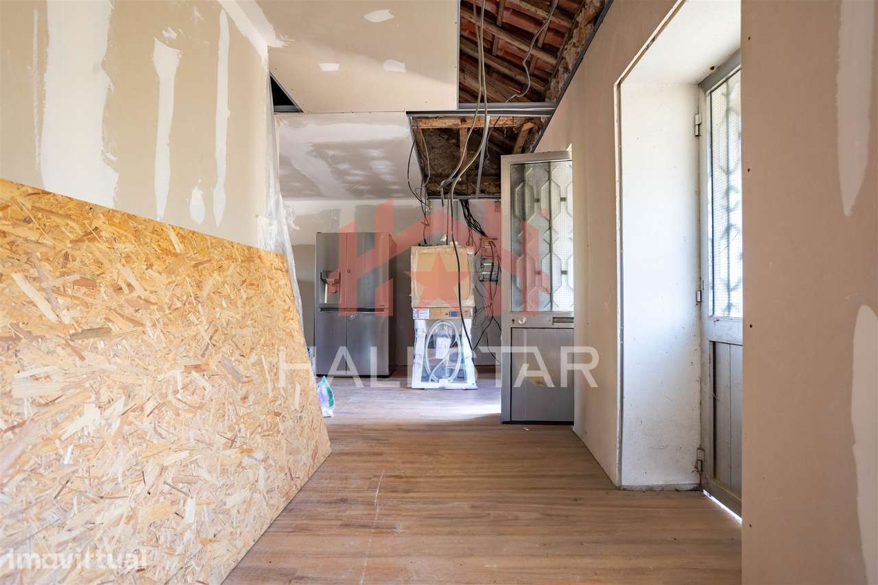 Moradia para Renovação / Vistas Desafogadas / Soutocico - Grande imagem: 5/28