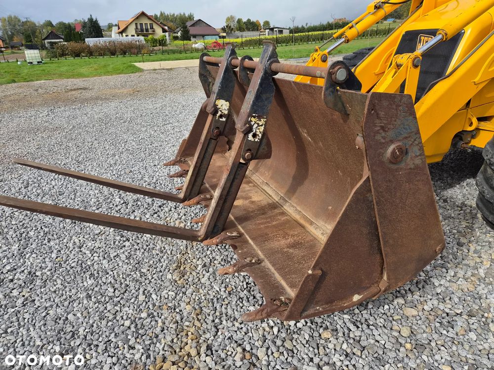 JCB 3CX - 15