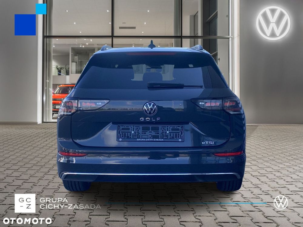 Volkswagen Golf - 4