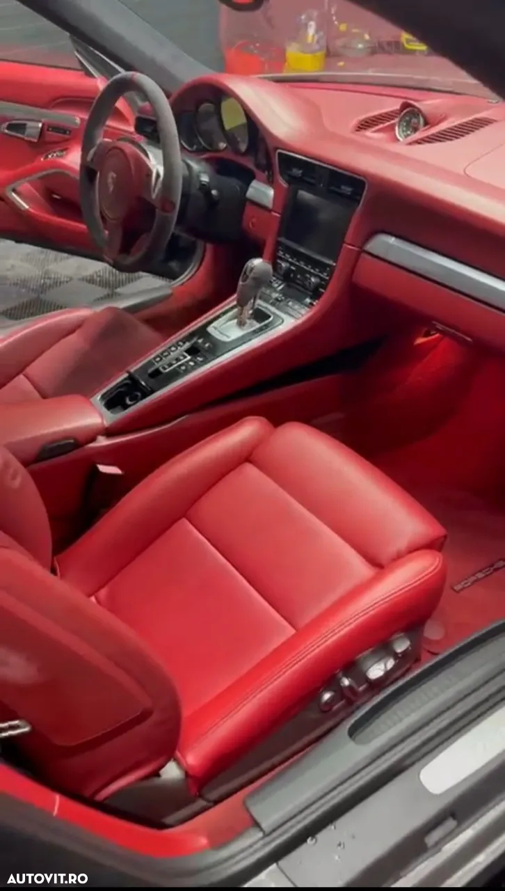 Porsche 911 Carrera S PDK - 6