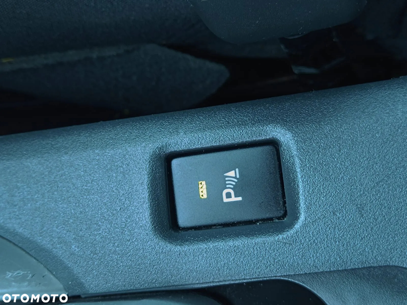 Toyota Auris 1.6 Dynamic - 17