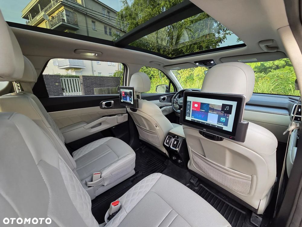 Kia Sorento - 15