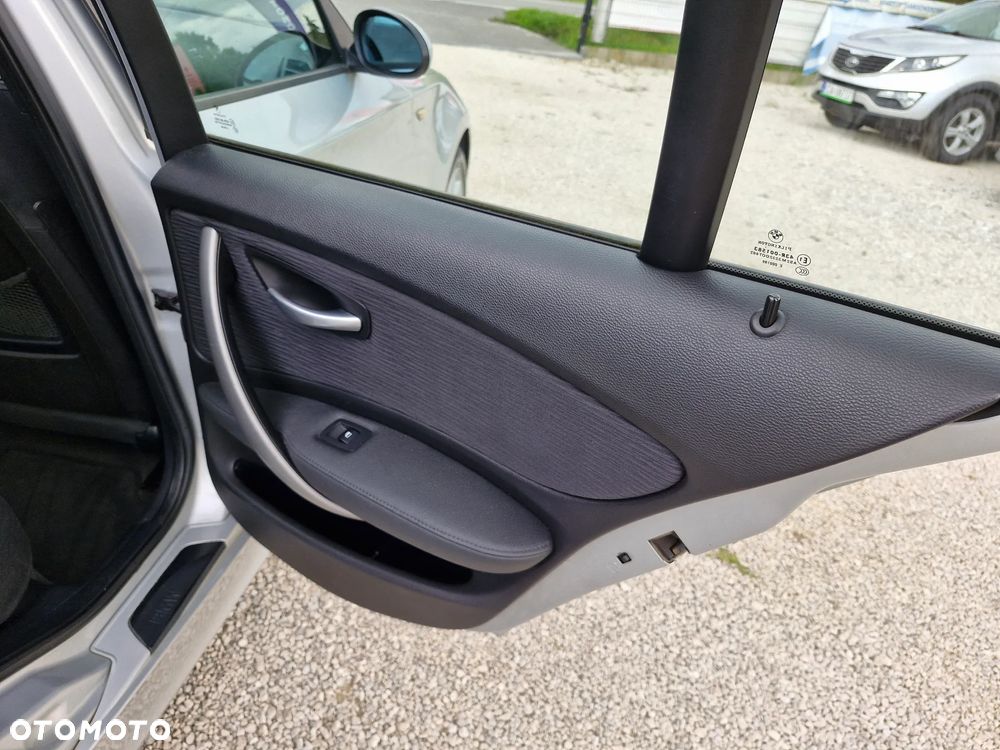 BMW Seria 1 116i - 19