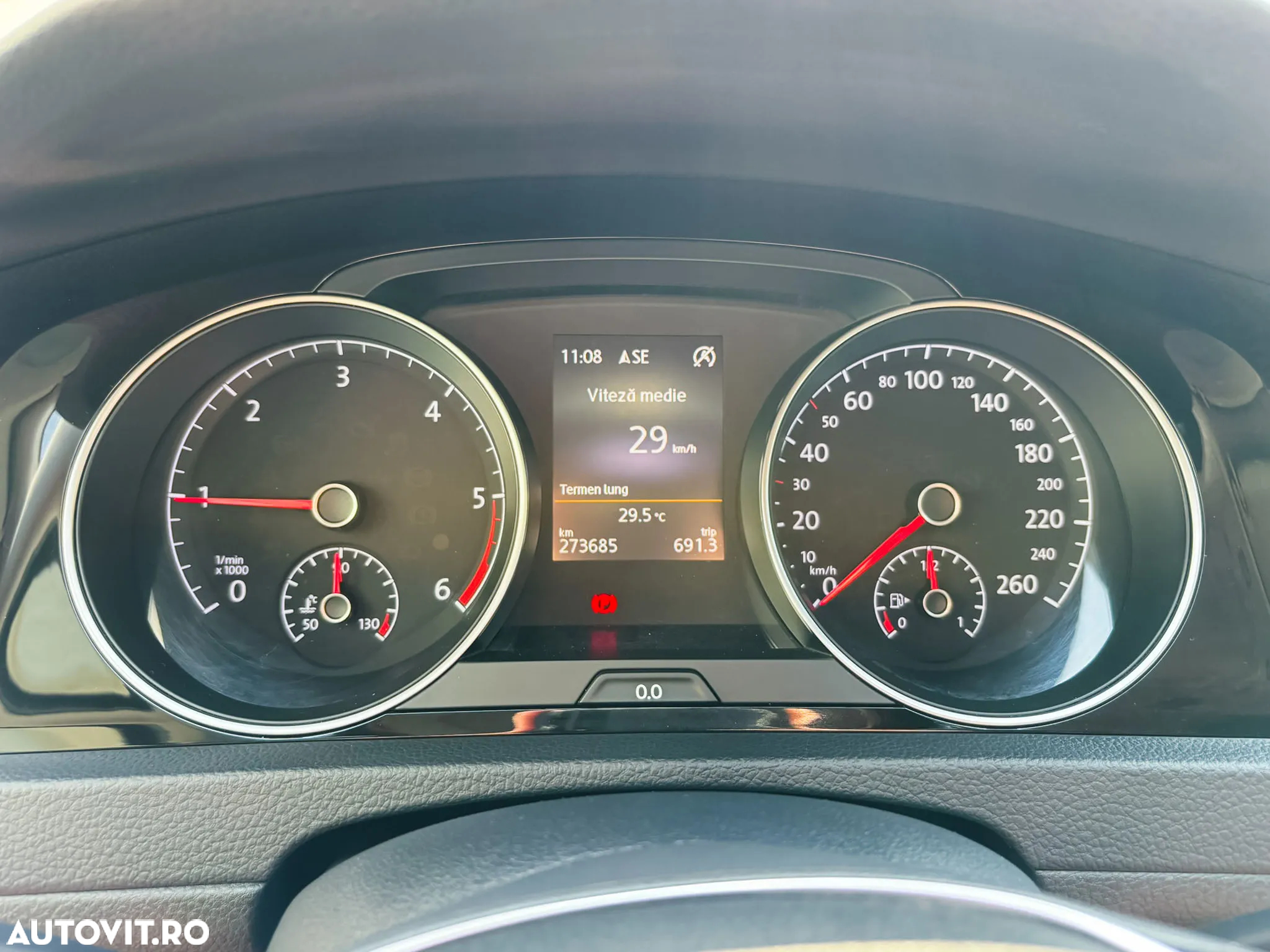 Volkswagen Golf 2.0 TDI BlueMotion Technology DSG Allstar - 25