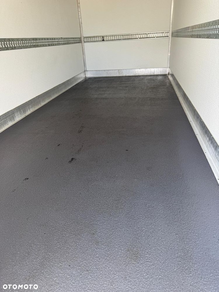 Iveco Daily 50C18 50-180 Chłodnia 8 10 12 palet do wyboru Winda 1t - 13