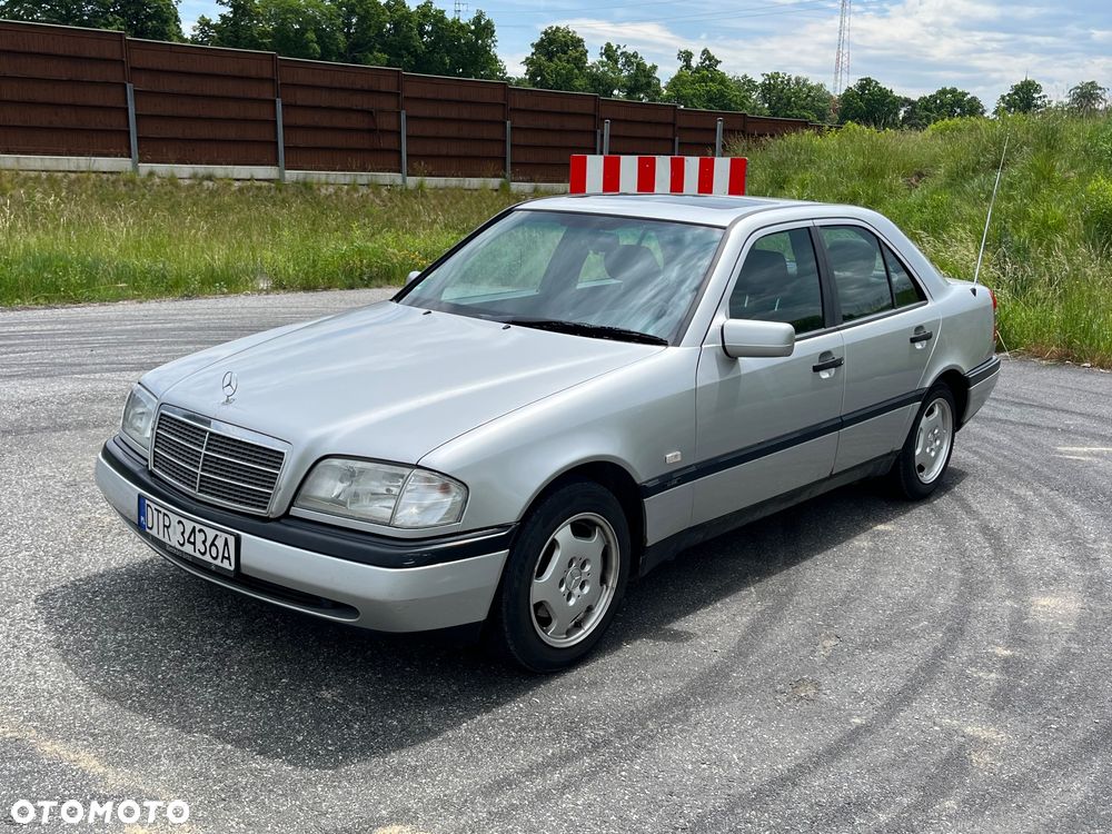 Mercedes-Benz Klasa C 200 Classic - 1