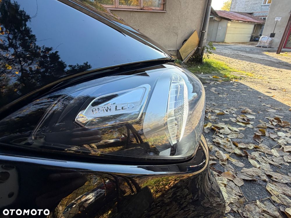 BMW Seria 3 330e xDrive Sport Line sport - 14