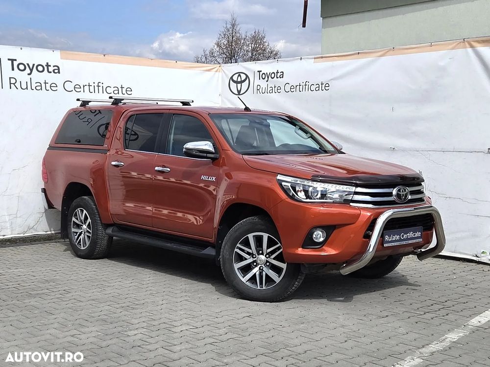 Toyota Hilux 4x4 Double Cab A/T Invincible - 2