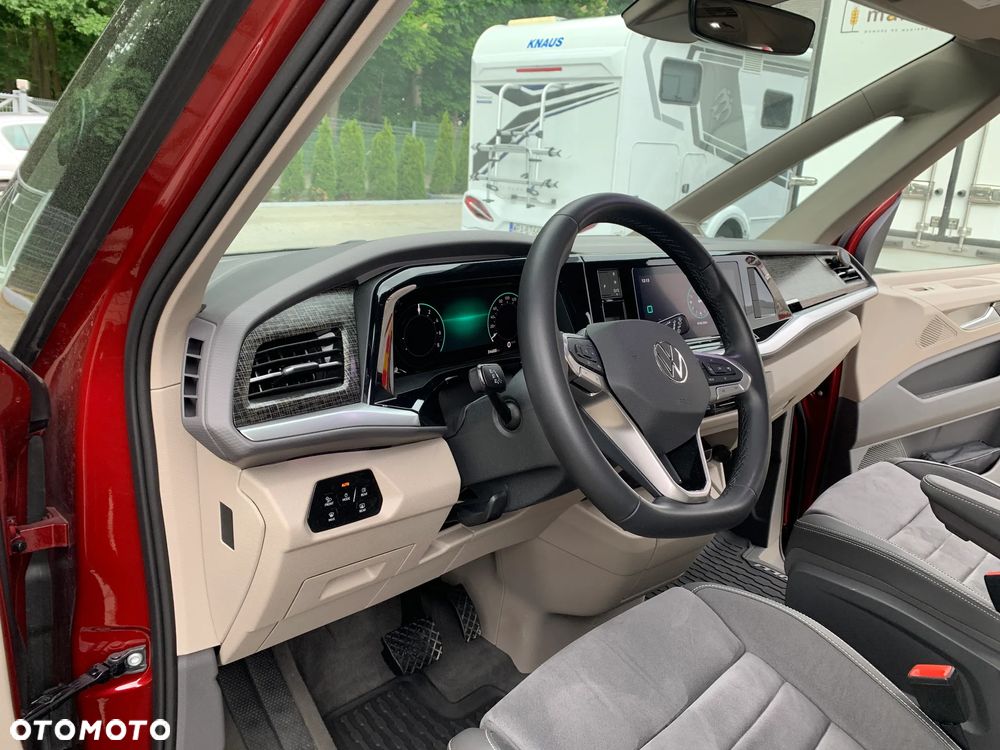 Volkswagen Multivan - 15