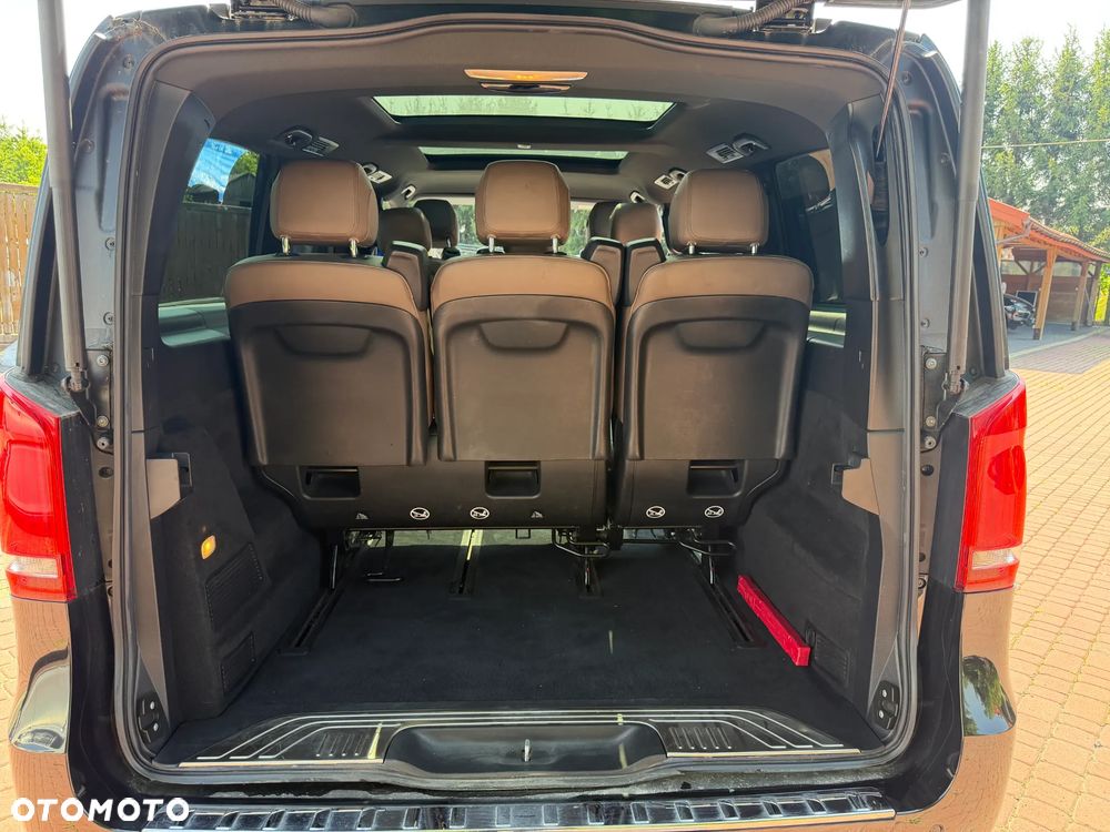 Mercedes-Benz Klasa V 300 d extralang 4Matic 9G-TRONIC Exclusive - 21