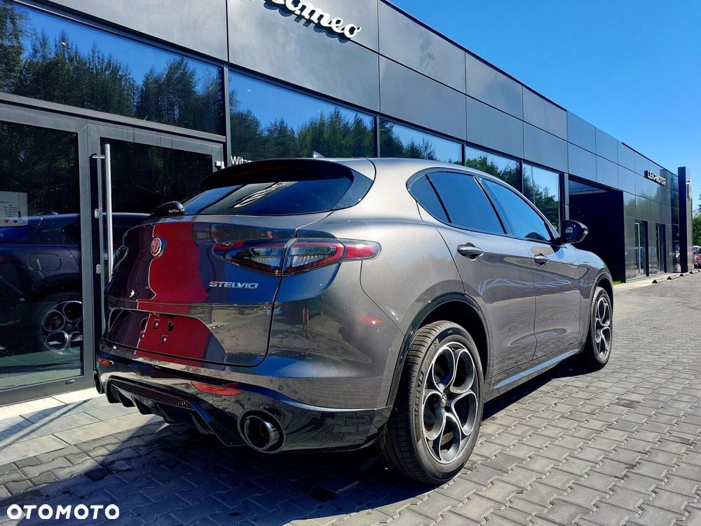 Alfa Romeo Stelvio 2.0 Turbo Veloce Q4 - 8