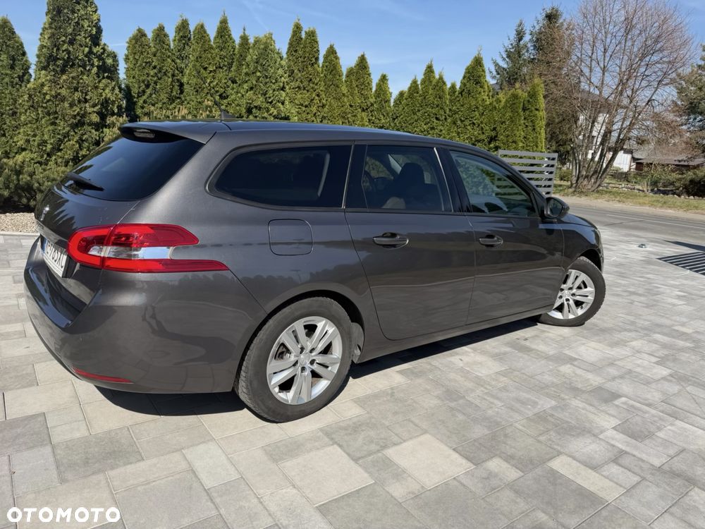 Peugeot 308 - 3