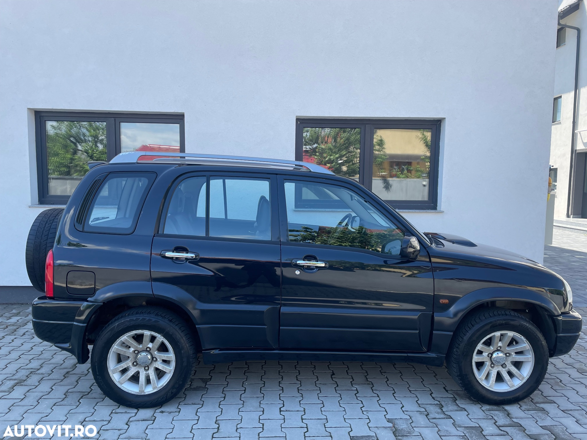 Suzuki Grand Vitara 2.0 TD Limited - 10