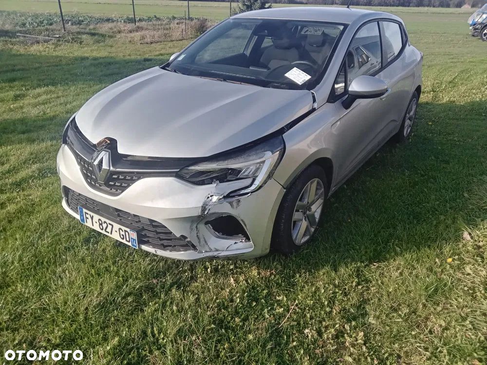 Renault Clio - 27