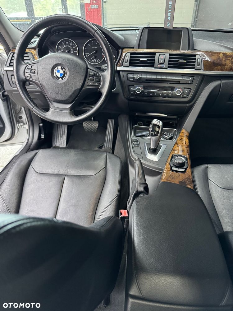 BMW Seria 3 - 17