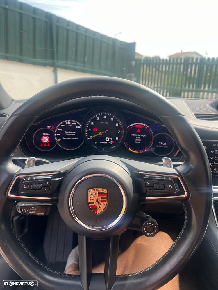 Porsche Panamera Sport Turismo - 15