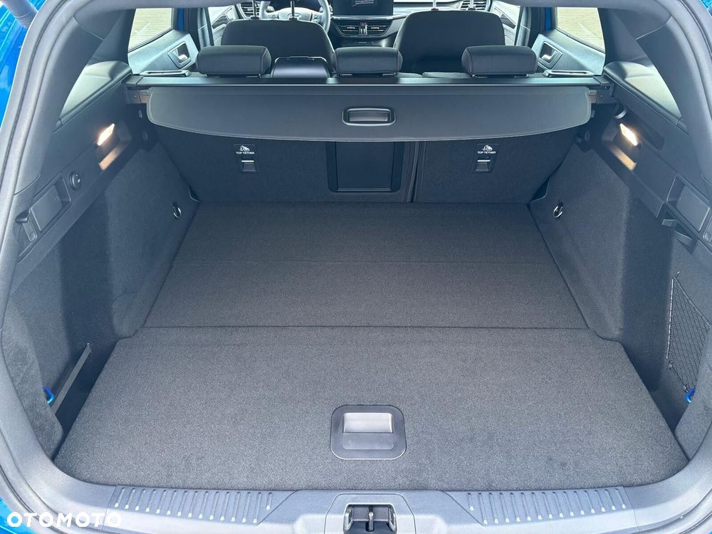 Ford Focus 1.0 EcoBoost mHEV ST-Line X - 35