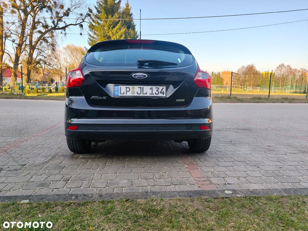 Ford Focus - 23