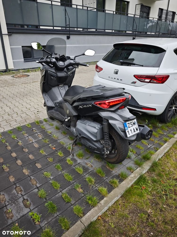 Yamaha X-max - 4