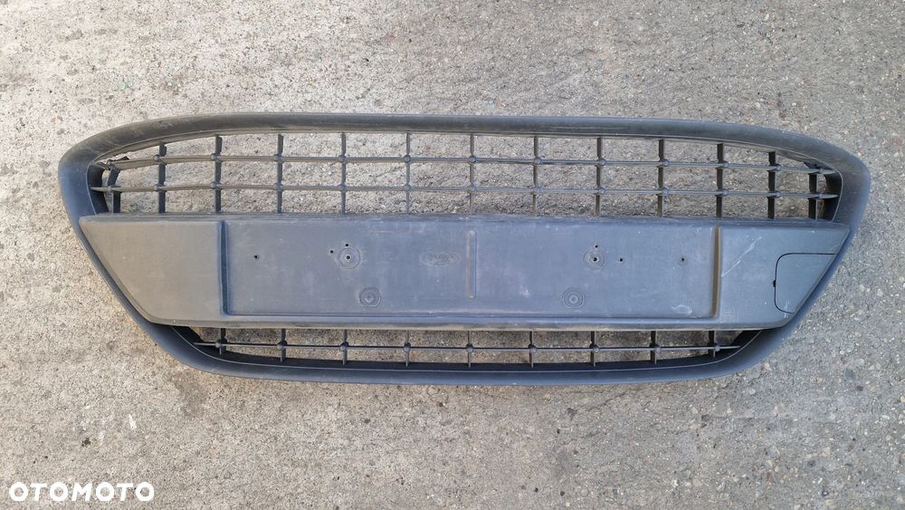 FORD FIESTA MK7 ATRAPA KRATKA ZDERZAKA PRZÓD - 1