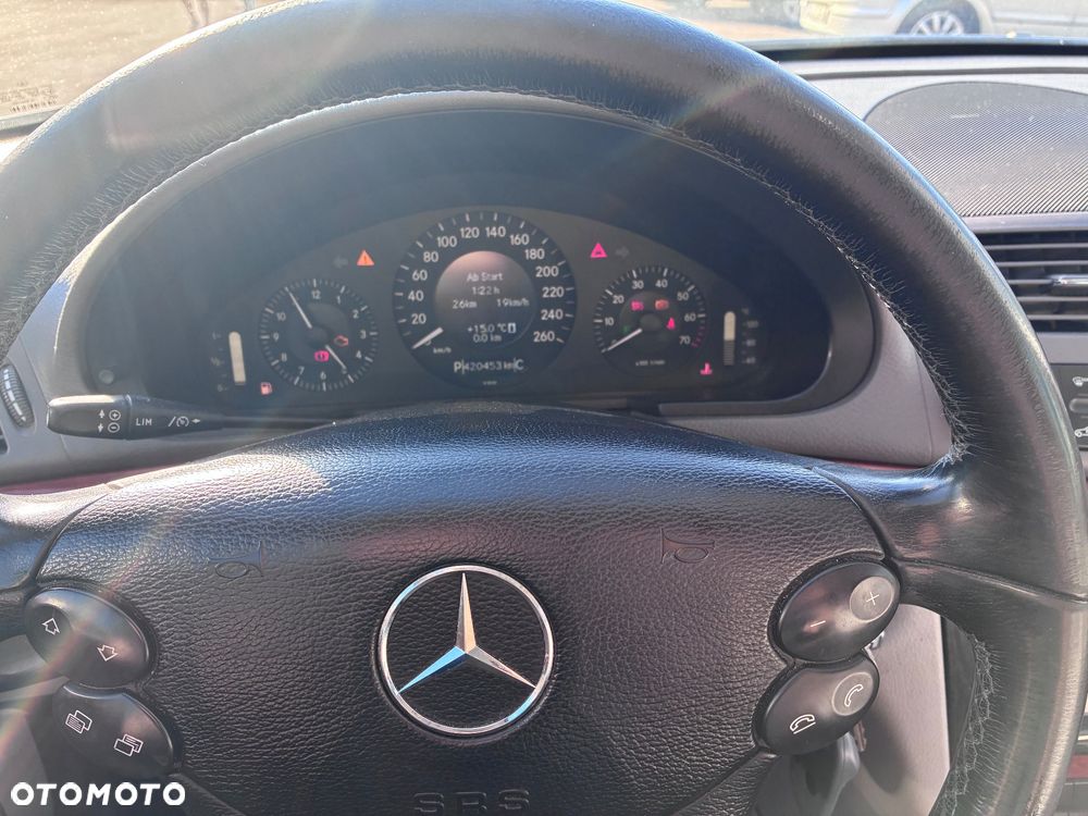 Mercedes-Benz Klasa E - 7