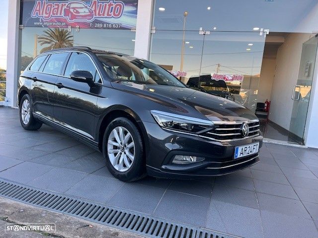 VW Passat Variant - 4