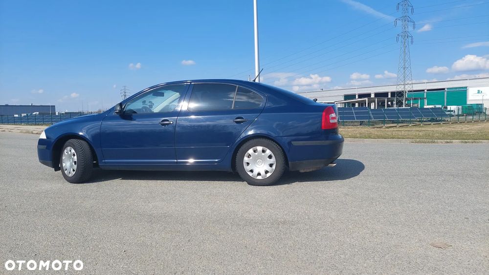 Skoda Octavia 1.6 Tour - 5
