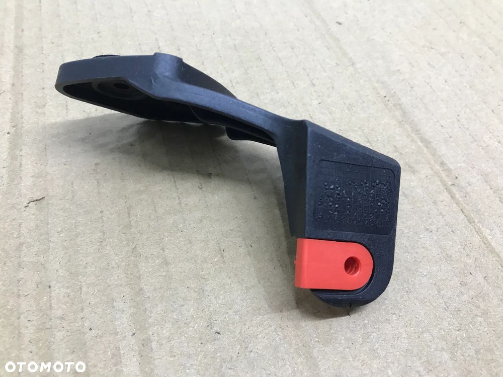 Ślizg Opel corsa d dolne mocowanie zderzaka tył 13250392 13250393 - 3