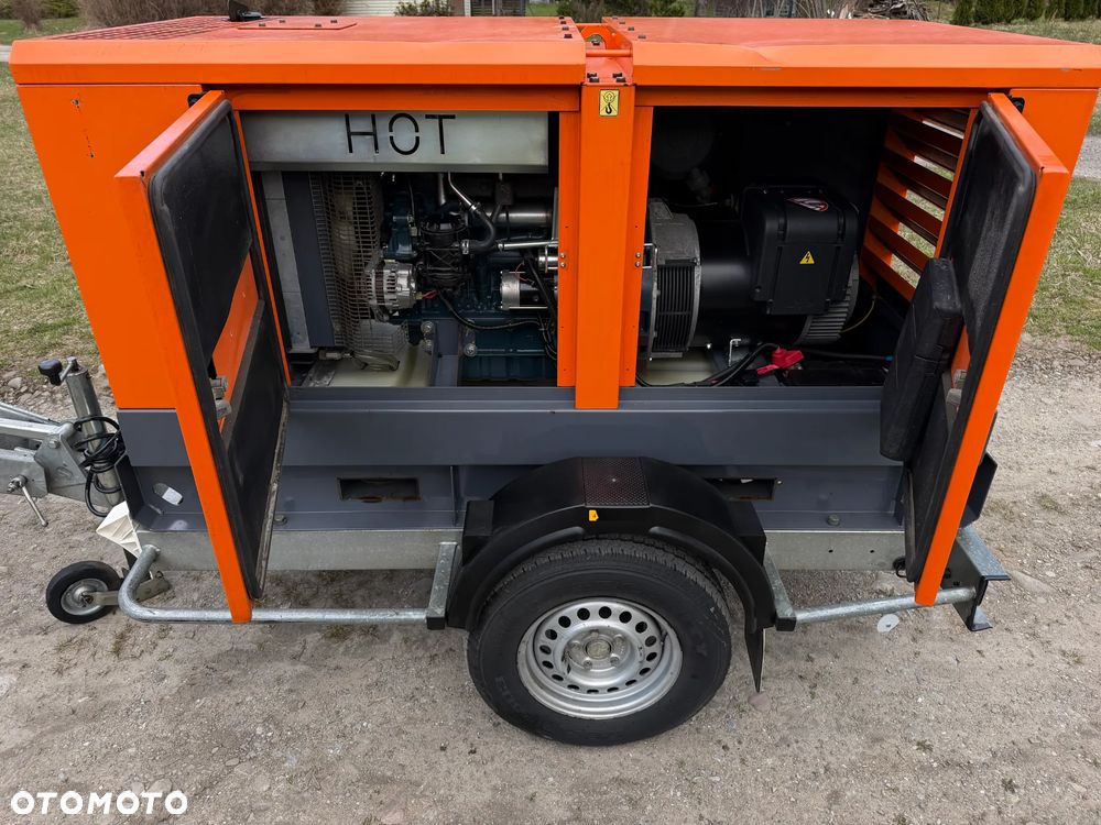 Atlas Copco QAS 40 KW Agregat prądotwórczy Przyczepa do rejestracji. inwerterowy wyciszony! 2018r. 5500mtg. JAK NOWY z Norwegii. Mocny silnik Turbo Kubota 4 cylindry 100km! Dekra aktualna. Opony zero zużycia. Zadbany Agregat. Odpala na Dotyk. Bogata Wersja! Prądnica Najlepsza PARTNER LEROY SOMER. - 11
