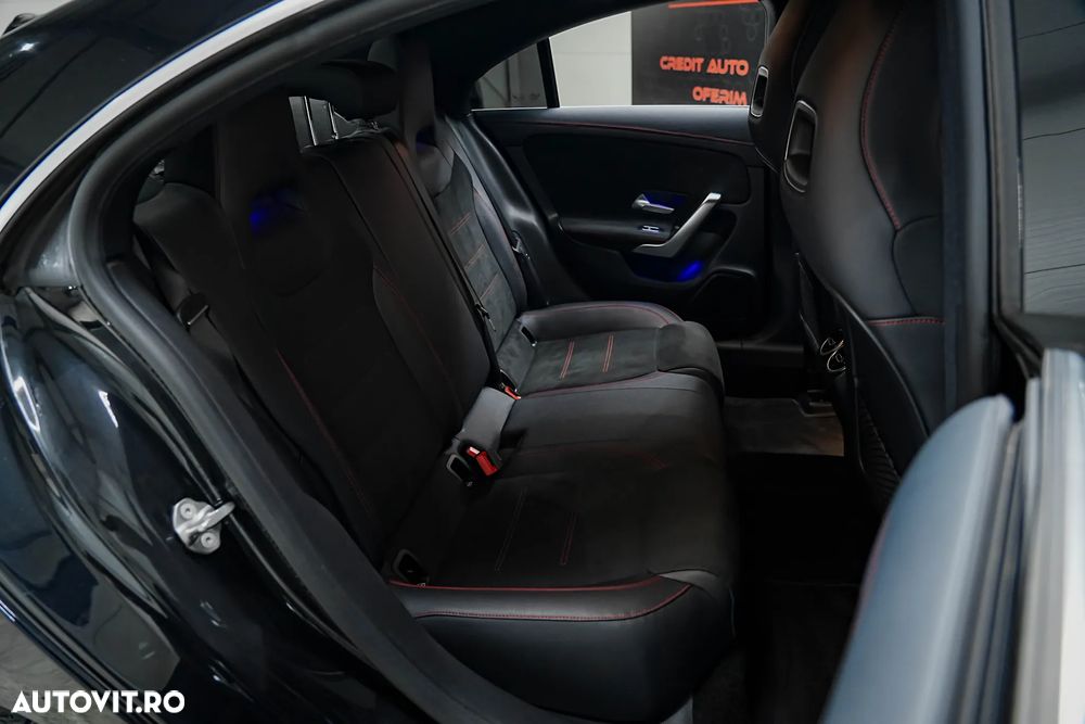 Mercedes-Benz CLA 180 d 7G-DCT AMG Line - 9