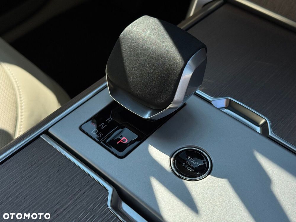 Land Rover Range Rover - 31