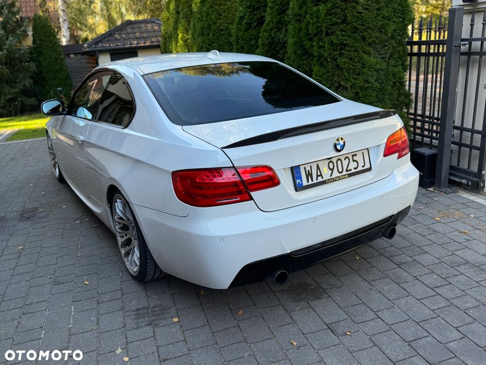 BMW 3 Series 2012 photo 5