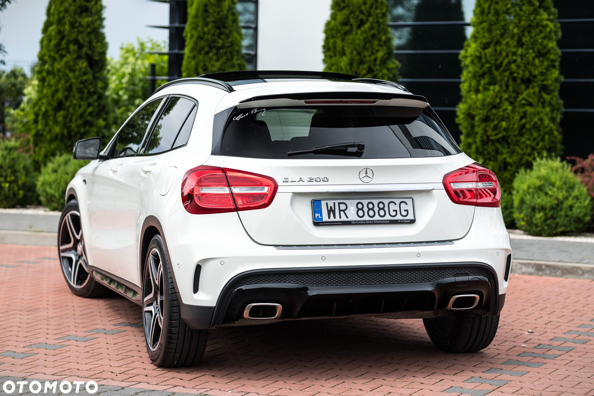 Mercedes-Benz GLA 200 7G-DCT AMG Line - 9