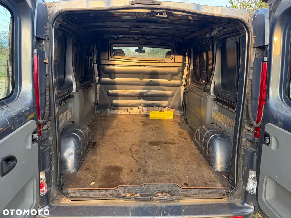 Opel Vivaro - 13
