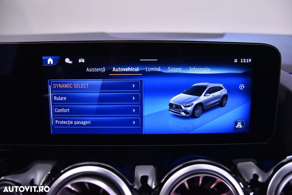 Mercedes-Benz GLA AMG 35 4MATIC - 24