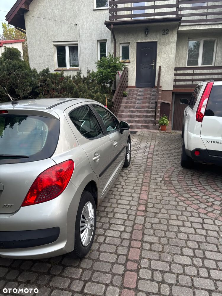 Peugeot 207 1.4 nICE - 8