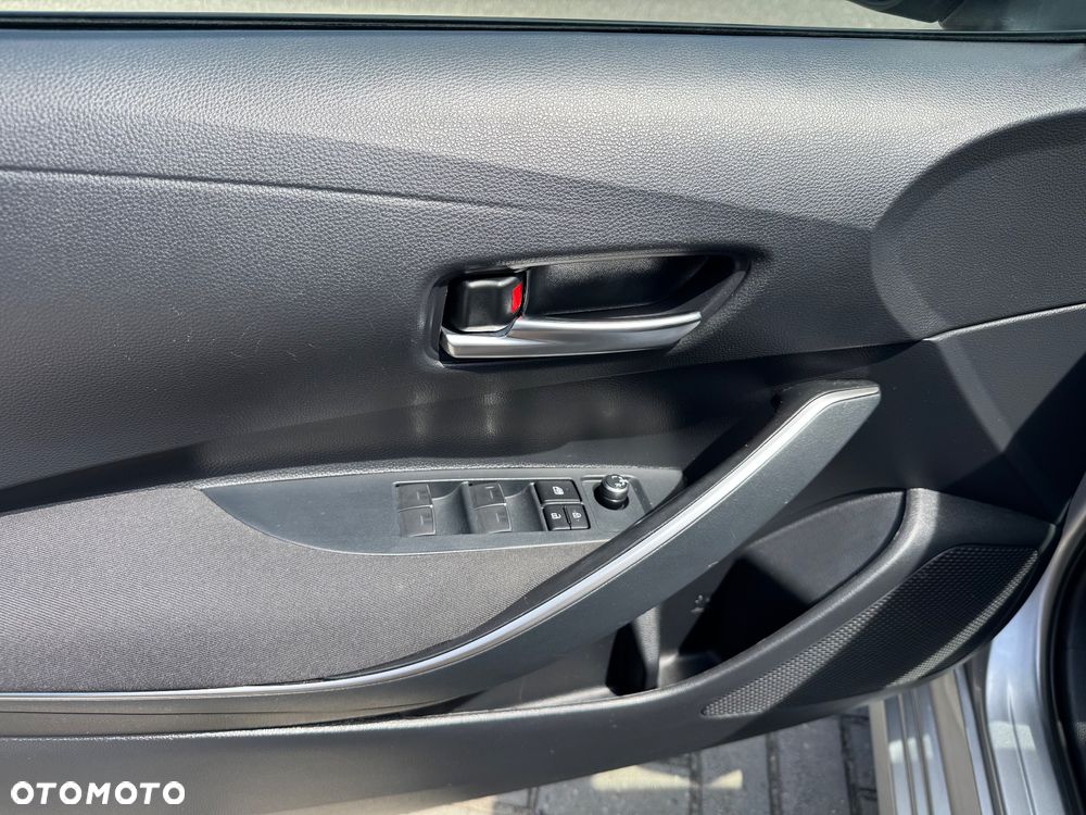 Toyota Corolla 1.5 Comfort - 23
