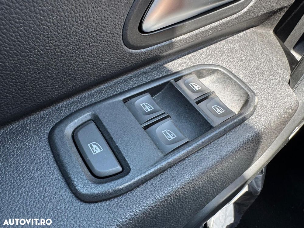 Dacia Duster Blue dCi 115 4WD Comfort - 13