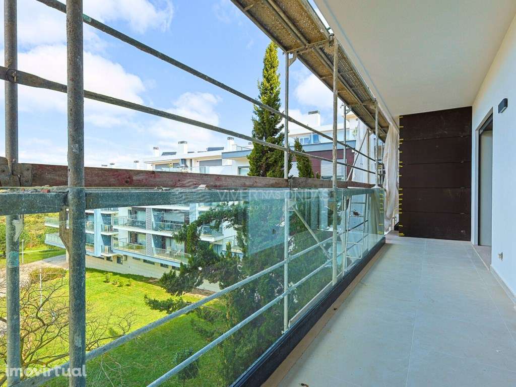 T3 Duplex novo em Empreendimento de Luxo, na Charneca da Caparica. - Grande imagem: 3/92