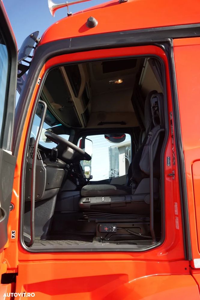 Mercedes-Benz ACTROS 1833 / CORTINĂ - 8,5 M / 4x2 / STREAM SPACE / LIFT DHOLLANDIA - 26