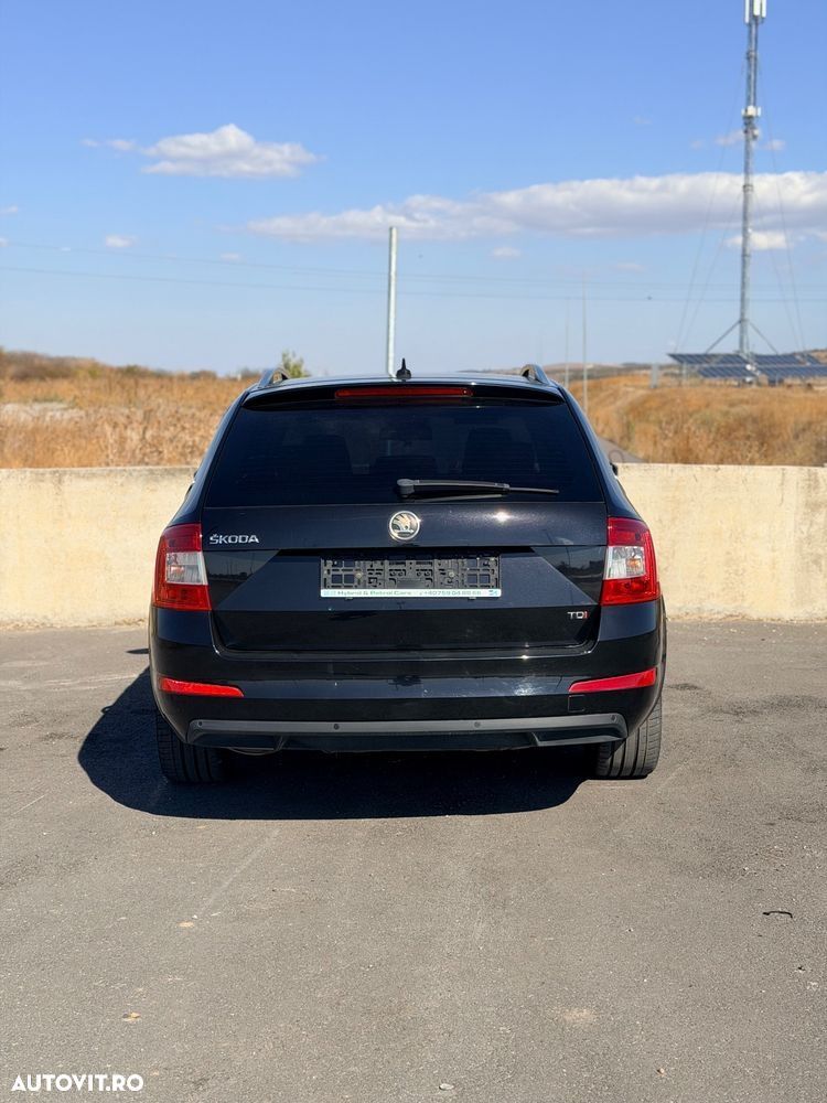 Skoda Octavia 2.0 TDI Clever - 4