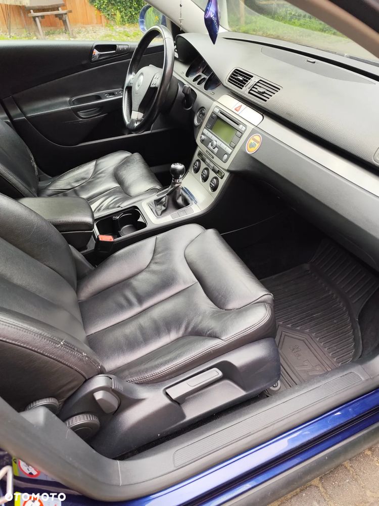 Volkswagen Passat 1.9 TDI Comfortline - 16