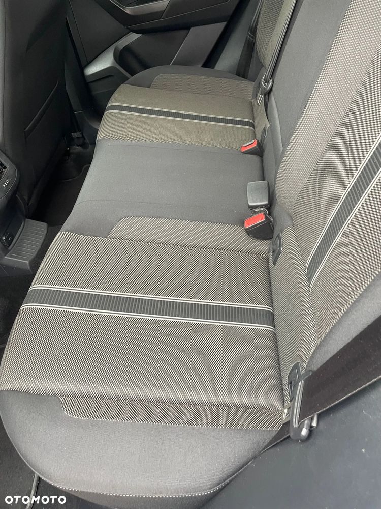 Volkswagen T-Roc - 15